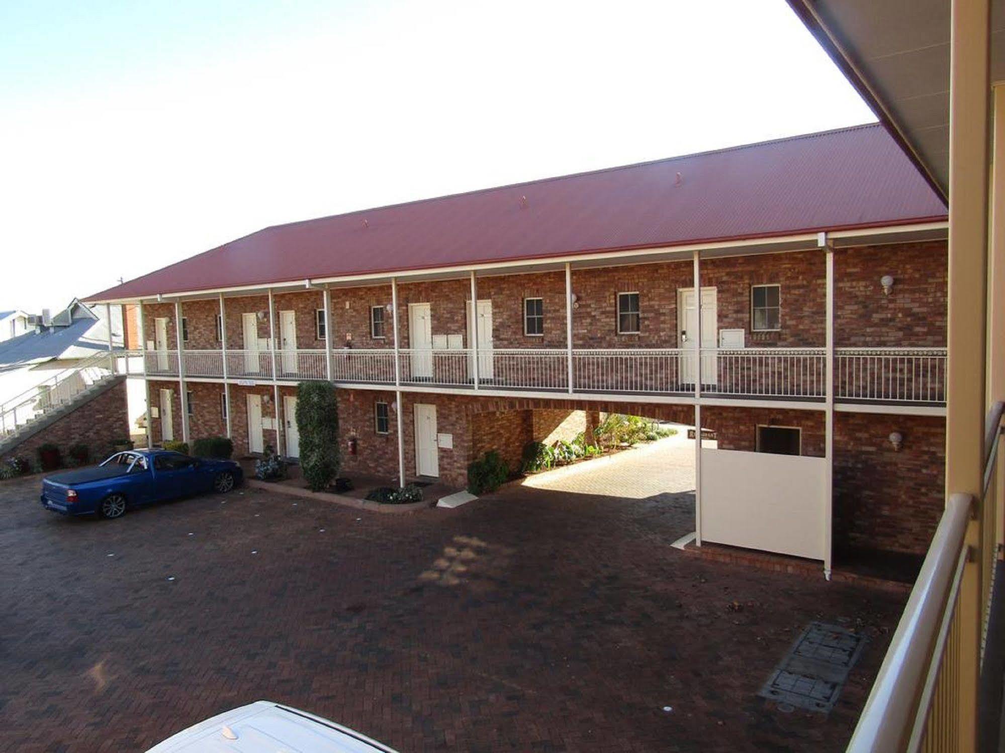 Australian Heritage Motor Inn Dubbo Exterior photo